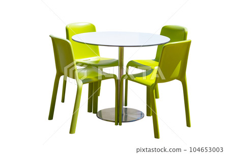 table with chairs 104653003