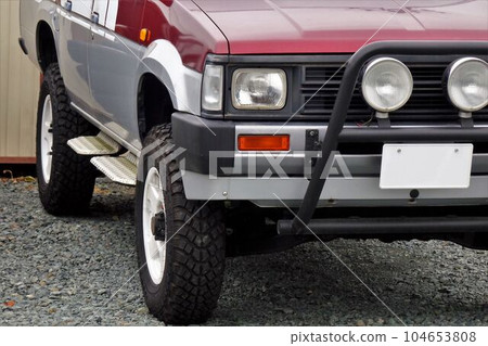 Car image 9th generation Datsun truck double cab front mask Car image 9th generation Datsun truck double cab front mask 104653808