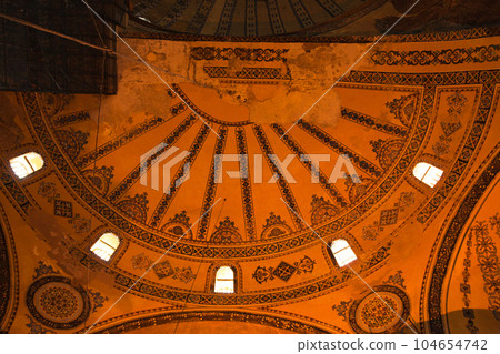 Hagia Sophia is a museum, historical basilica and mosque in Istanbul. It was built by the Byzantine Emperor Justinianus, for 532-537 in Istanbul. Photo shooting 14 june 2020 104654742