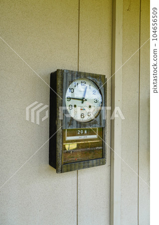 Wall clock at Karamatsu Station Wall clock at Karamatsu Station 104656509