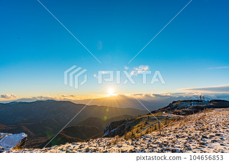 長野縣 美原高原 大賀頭 大花頭 天線中繼站 廣播風景 旅遊 阿爾卑斯山 旅行 登山 冬季 104656853