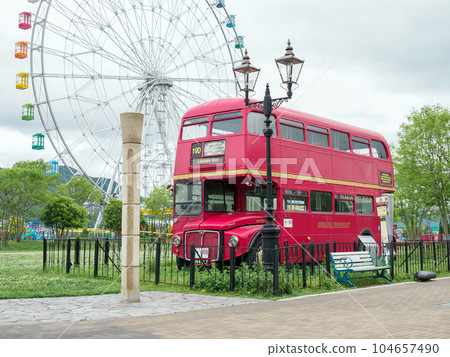 London Bus and Ferris Wheel 104657490