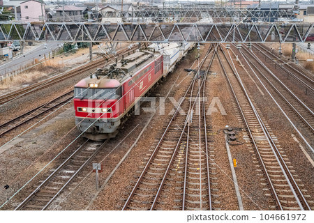 [Tokaido Main Line] Freight trains passing through the Inazawa Freight Line 104661972
