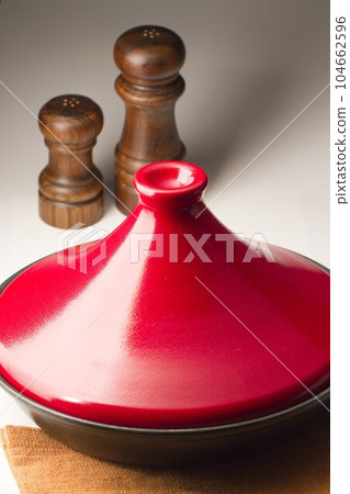 Tagine hotpot Tagine hotpot 104662596