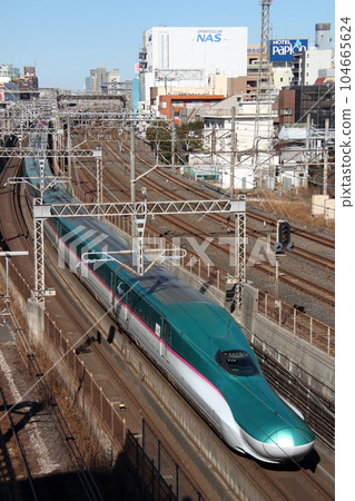 東北新幹線 E5 系列（秋田新幹線 E6 系列組合） 104665624
