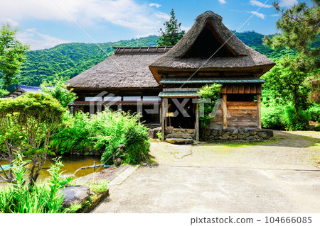 Sato family house in early summer 2 104666085