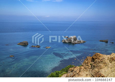 Shimowakezigo coast 104666147