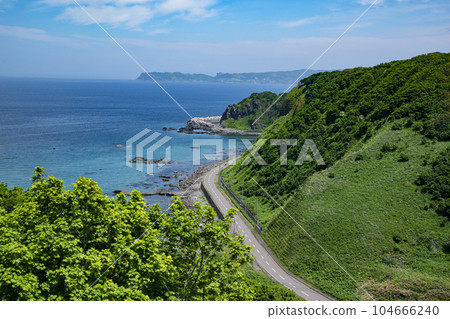 邊跑邊看蔚藍的大海 104666240