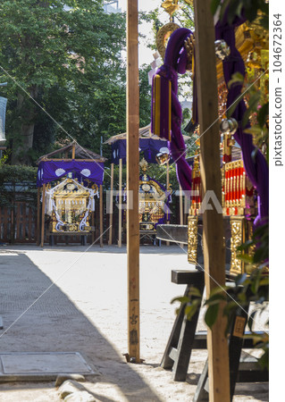 Mikoshi festival, traditional event, spring, summer festival, festival, gorgeous portable shrine Mikoshi festival, traditional event, spring, summer festival, festival, gorgeous portable shrine 104672364