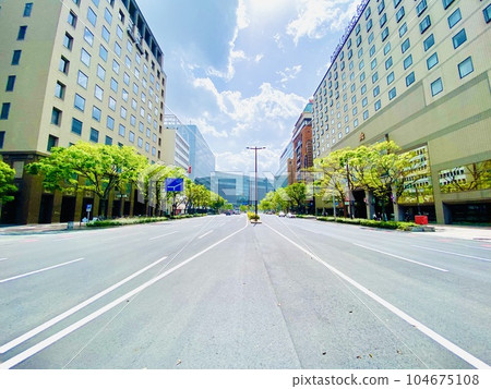 Fukuoka Prefecture, Taihaku Street extending from Hakata Station Fukuoka Prefecture, Taihaku Street extending from Hakata Station 104675108