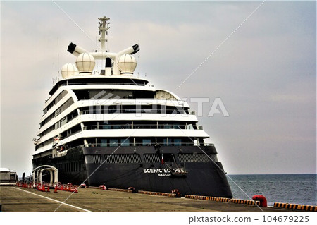 Scenic Eclipse Pahama Sightseeing Boat 104679225