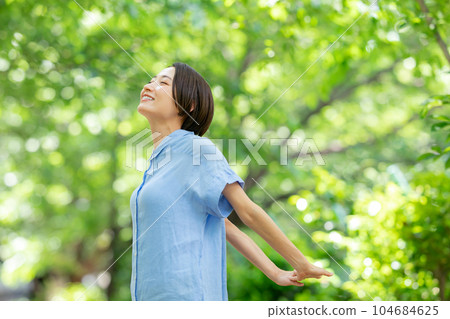 Fresh green beauty stretch 104684625