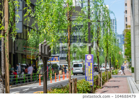 東京,八重洲,中央區,夏天,早晨,白天,旅遊,出行,辦公區,上班族,高層建築,上班族,商業 東京,八重洲,中央區,夏天,早晨,白天,旅遊,出行,辦公區,上班族,高層建築,上班族,商業 104688479