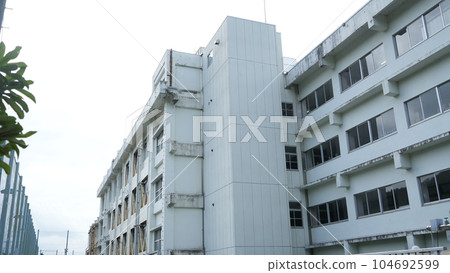 School building of Tokyo Metropolitan Itsukaichi High School School building of Tokyo Metropolitan Itsukaichi High School 104692599