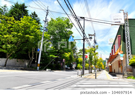 Karuizawa Hondori/Looking towards Old Karuizawa (Karuizawa Town, Nagano Prefecture) [July 2023] 104697914