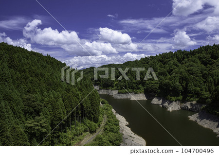 Mountains and valleys 104700496