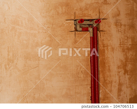 Installing heating and water pipes in apartment 104706513