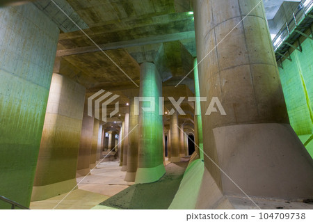 埼玉縣春日部市，首都圈外地下排水道，地下神社“加壓水箱” 104709738