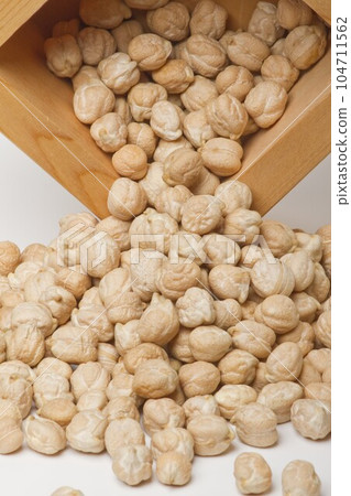 Chick pea Chick pea 104711562