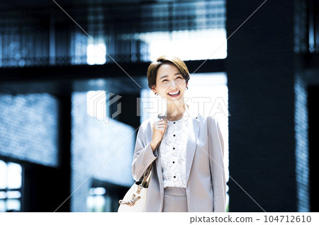 Business woman commuting career woman 104712610