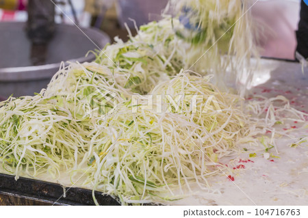Festival opening, okonomiyaki, yakisoba, omelet, stalls, fair Festival opening, okonomiyaki, yakisoba, omelet, stalls, fair 104716763