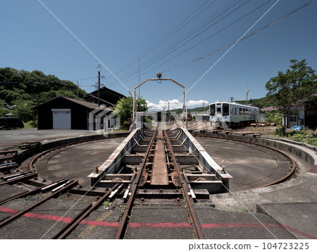 Turntable at Tenryu Futamata Station 104723225