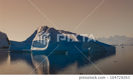 Floating icebergs in Paradise Bay, Floating icebergs in Paradise Bay, 104729263