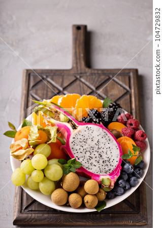 Exotic fruits platter Exotic fruits platter 104729832