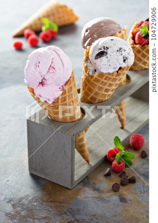 Variety of ice cream cones 104729906