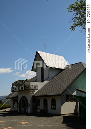 Kenji Miyazawa Memorial Museum and surrounding facilities surrounded by fresh greenery Kenji Miyazawa Memorial Museum and surrounding facilities surrounded by fresh greenery 104729953