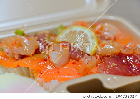 Poke bowl, seafood bowl, local gourmet, local food Poke bowl, seafood bowl, local gourmet, local food 104732027