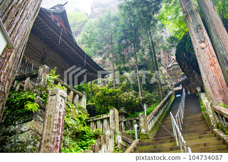 A rainy morning at Haruna Shrine enveloped in a divine atmosphere 104734087