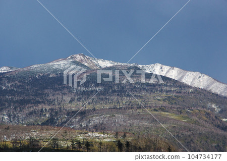 Mt. Mokoto and the ridgeline 104734177