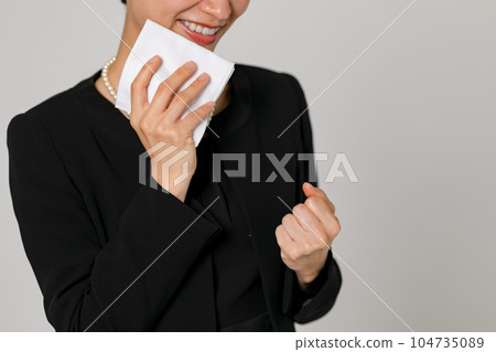 Woman in mourning dress Woman in mourning dress 104735089