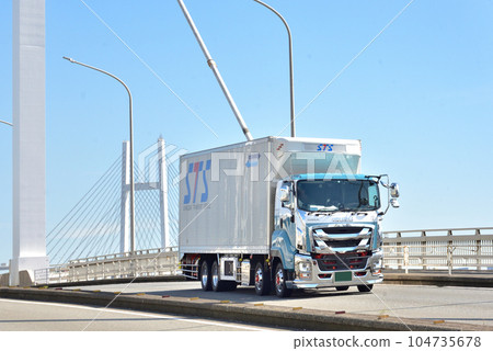 物流大貨車的形象 物流大貨車的形象 104735678