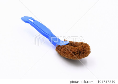 Scrub brush image 104737819