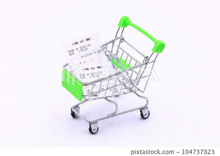 Shopping image 104737823