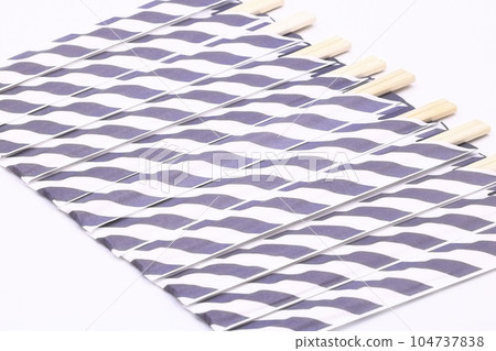 Image of disposable chopsticks (background material) 104737838