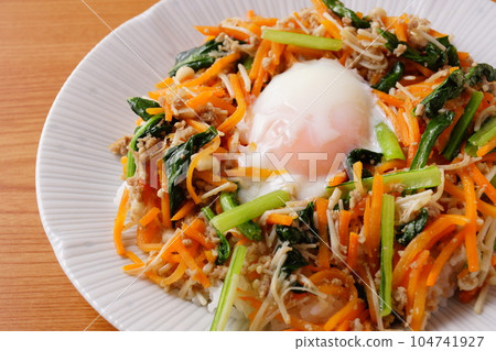 Korean Namul dish Korean Namul dish 104741927