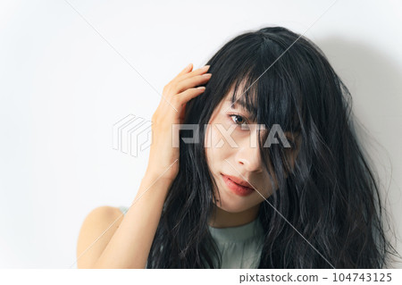Women's beauty image Hair care 104743125