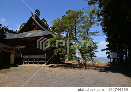 Fresh green Koshio Shrine Fresh green Koshio Shrine 104744289