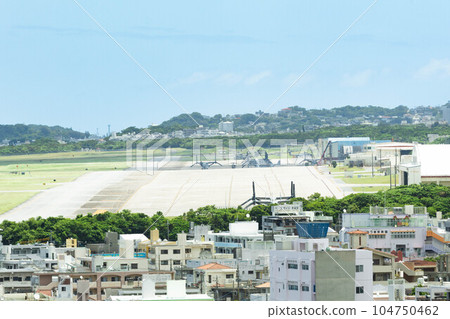 鄰近城市的普天間基地 104750462