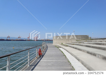 Nanko / Seaside Cosmo 104752574