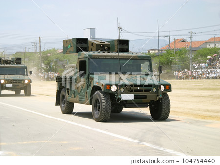 行進中的陸上自衛隊93式近程地對空導彈 行進中的陸上自衛隊93式近程地對空導彈 104754440