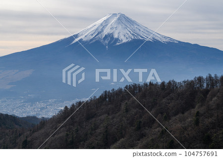 從光峠山眺望富士山 從光峠山眺望富士山 104757691