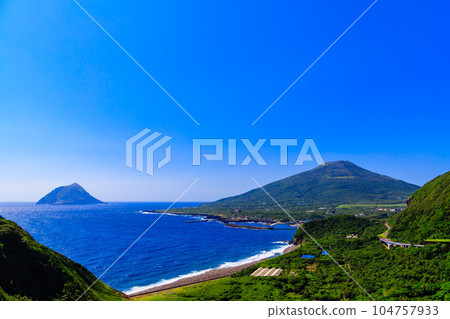 A view from the Osaka tunnel observation deck 104757933