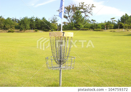 disc golf spotter 104759372