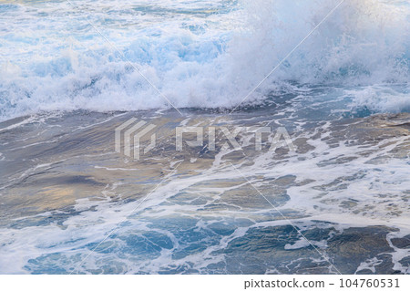 洶湧的大海 104760531