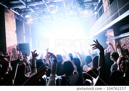 Live Concert 104762257