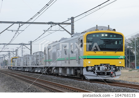 JR東日本GV-E197系列商用柴油列車TS01組織高崎線運行 104768135